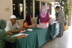 216959_215904861759422_4663768_n43201425804PM_O