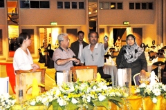 208398_215615948454980_6064345_n43201430114PM_O